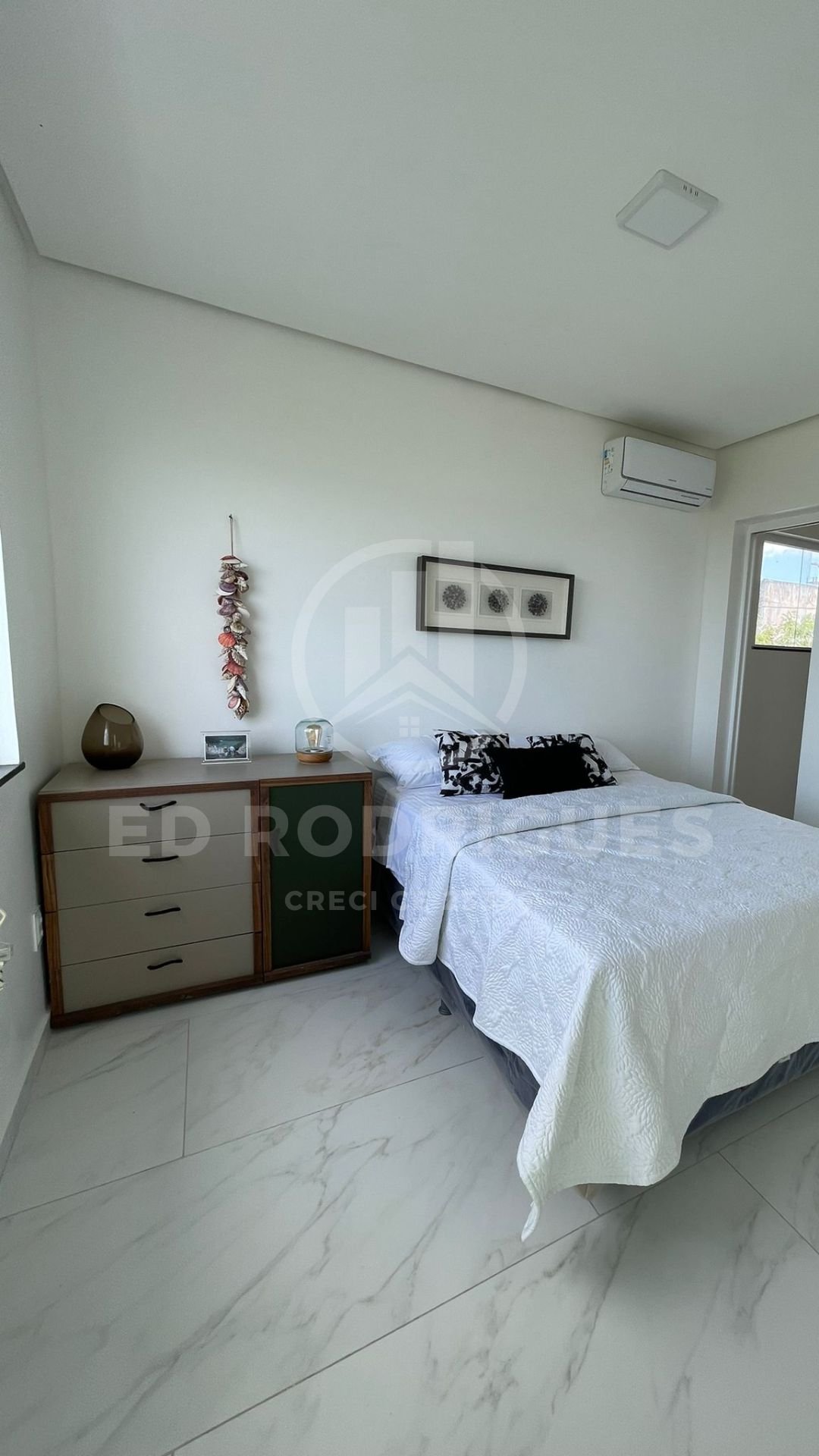 casa-venda-praia-pacheco-suite-2