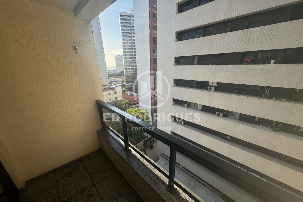 flat-venda-beira-mar-fortaleza-varanda