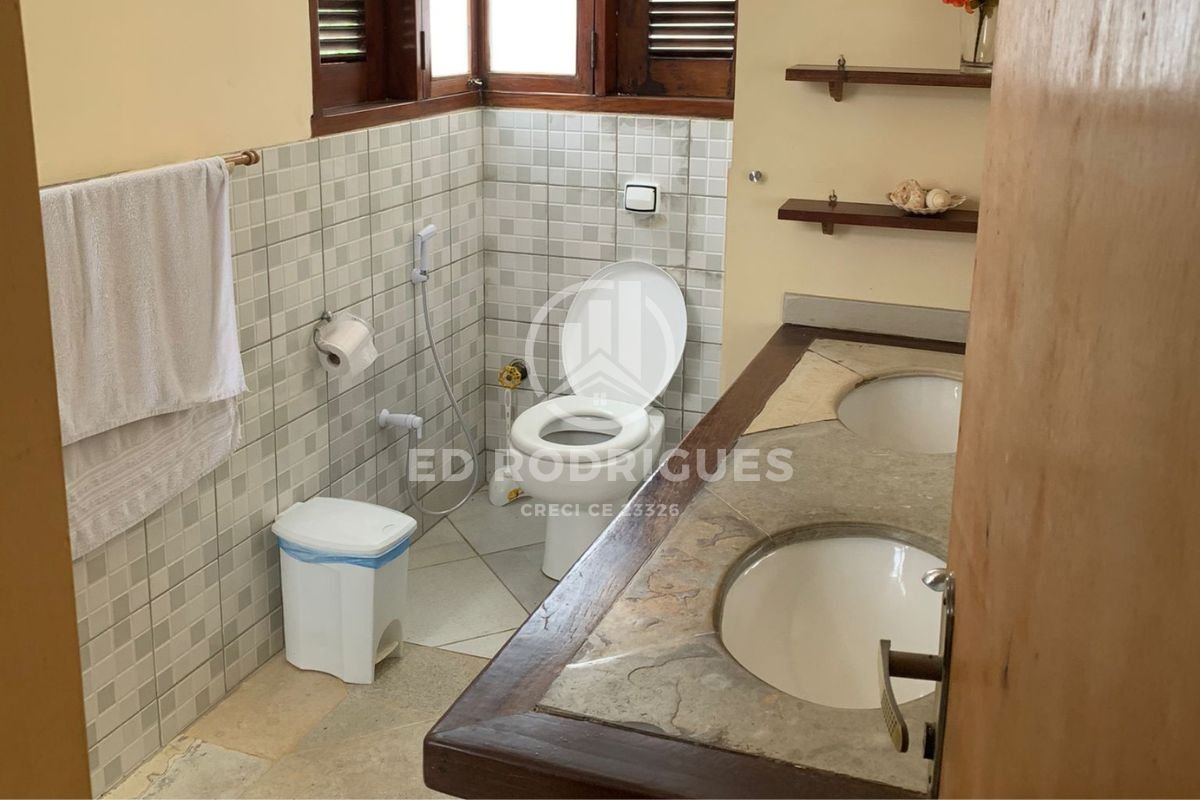 venda-casa-jericoacoara-banheiro-02