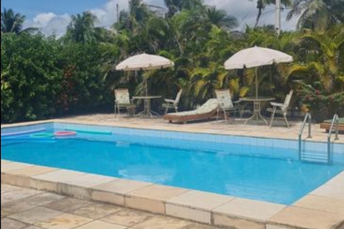 casa-morro-branco-piscina