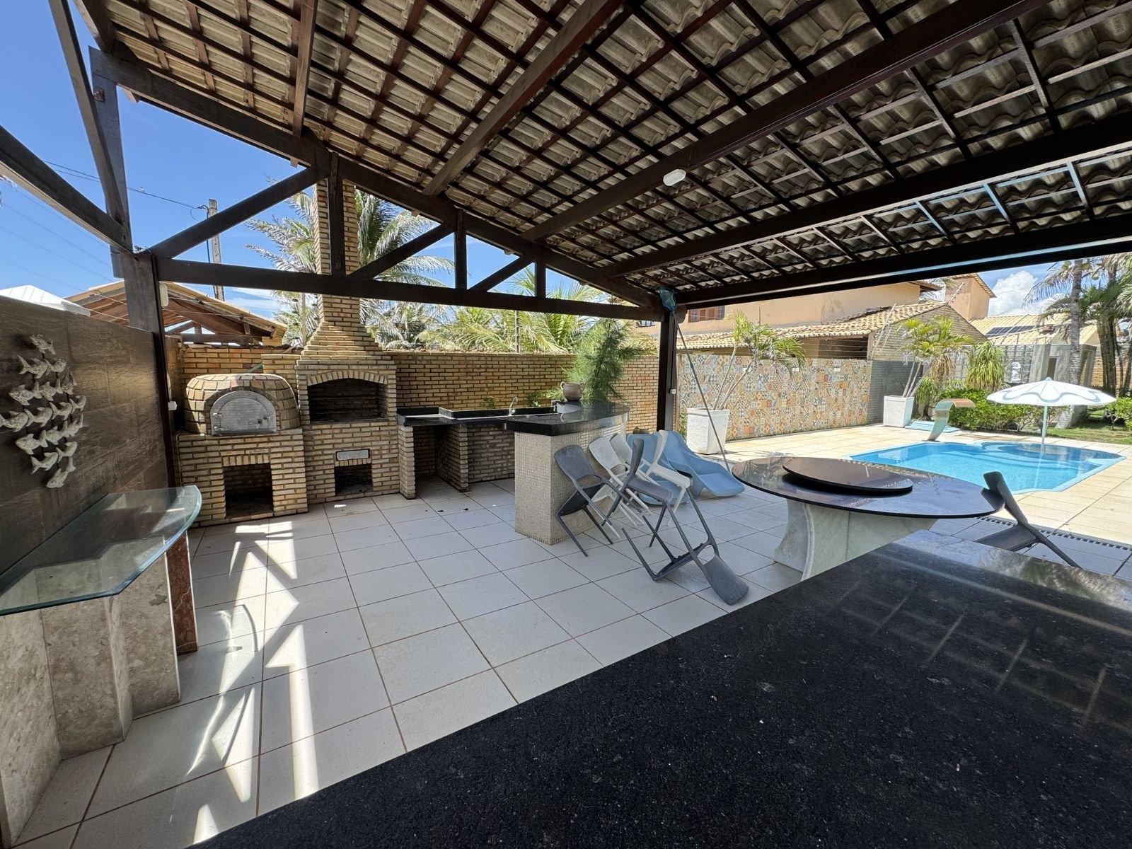 casa-venda-morro-branco-deck-piscina