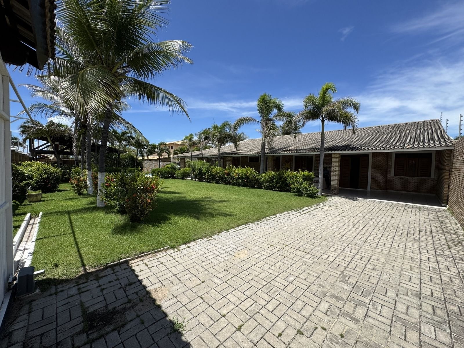 casa-venda-morro-branco-garagem