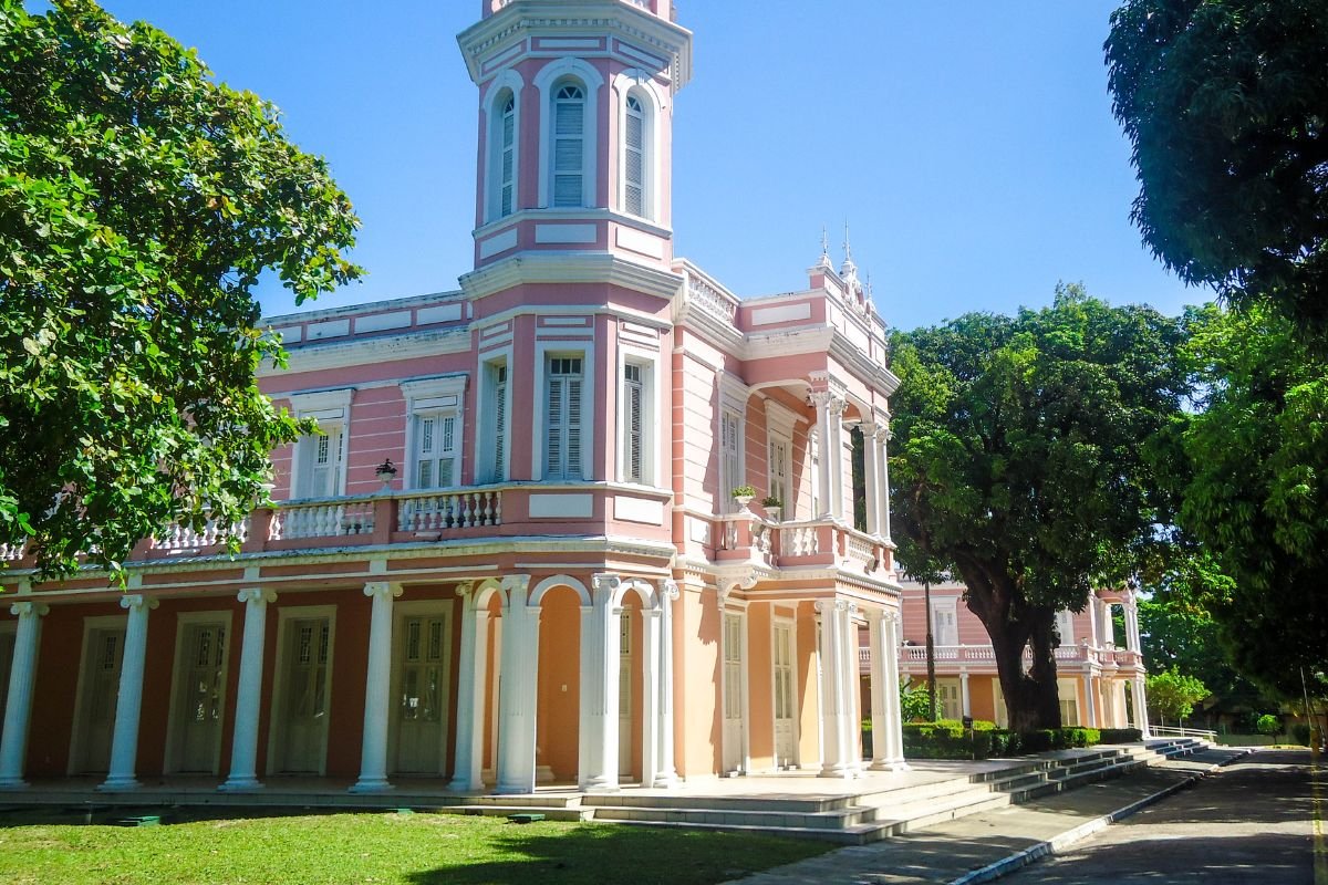 Kitnets perto da UFC